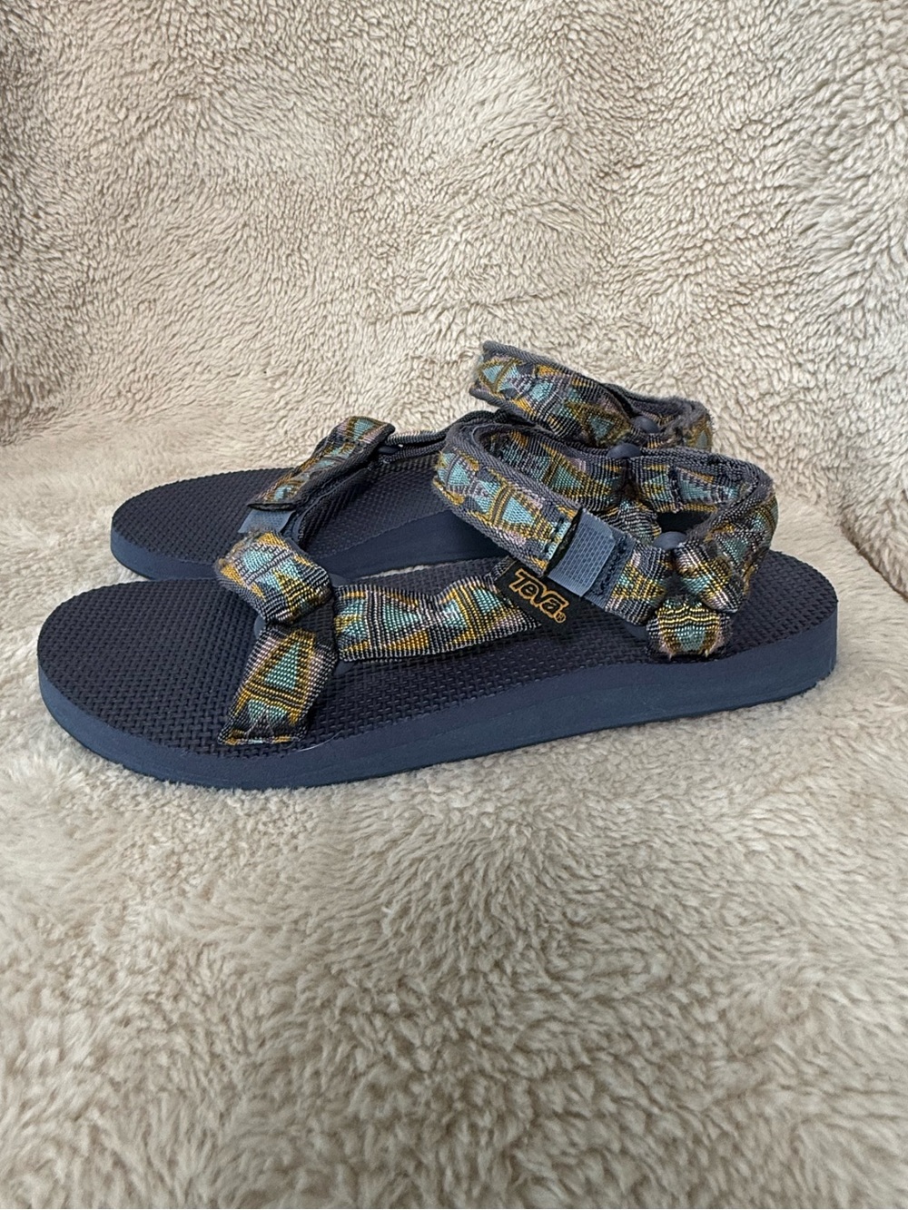 Teva Original Universal Sandals – Women’s Size 8